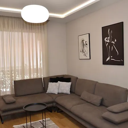 Bree Apartment Tirana